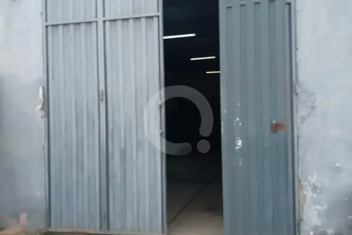 Hangar A Louer 200m