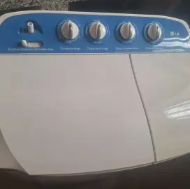 Machine à laver semi automatique 8kg LG 