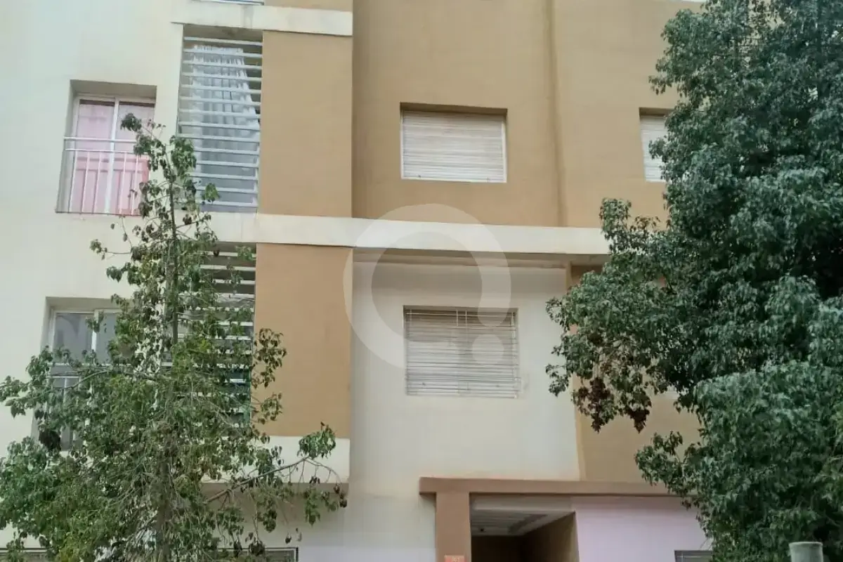اعلان بيع شقة مجهزة ومفروشة