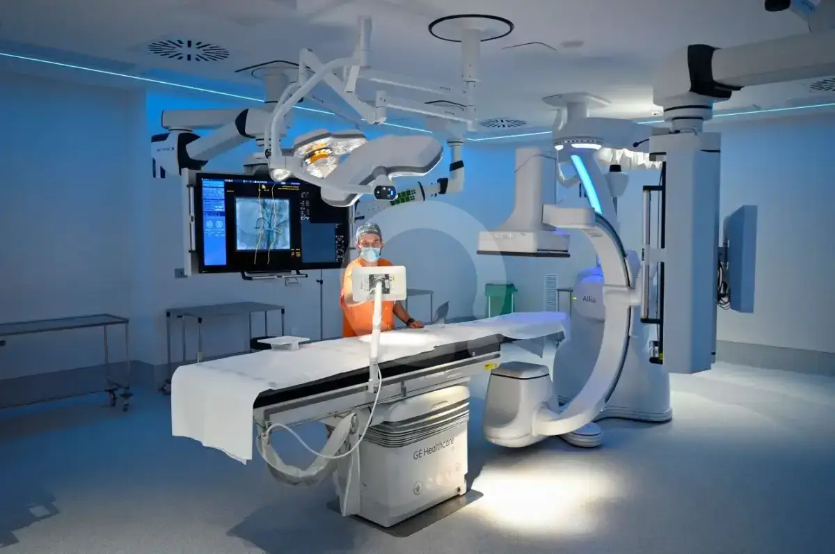 A vendre materielle de une clinique entiere en espagne