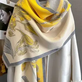 Des echarpes de luxe pour les femmes
