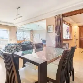 Bel appartement à louer sur triangle d'or
