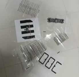 Sachet a fermeture rabattable transparent adhésif pe et pp